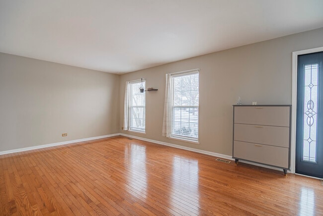 Photo - 164 Forestview Ct