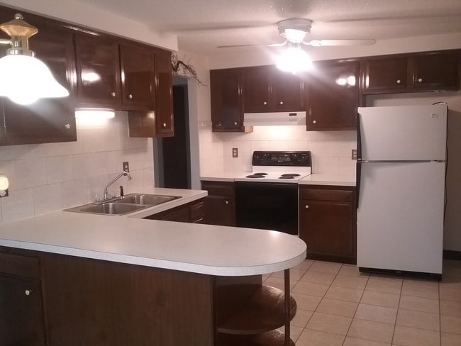 Kitchen - 57 Schultz Rd Unit 2