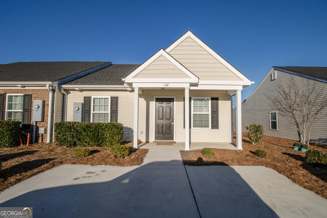 Photo - 122 Buckhaven Way Townhome