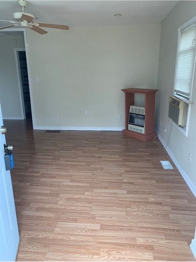 Photo - Beautiful Move in ready House!