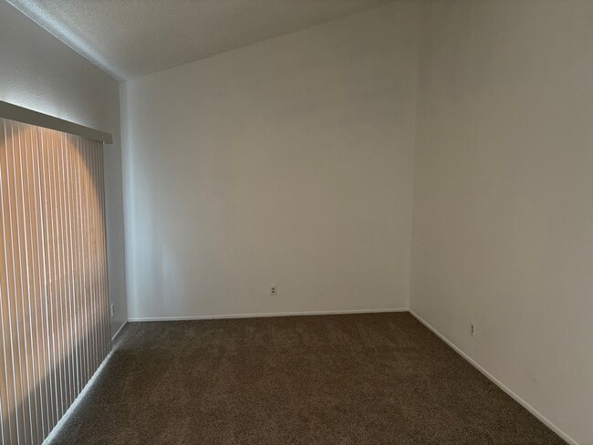 Photo - 923 W Posada Ave