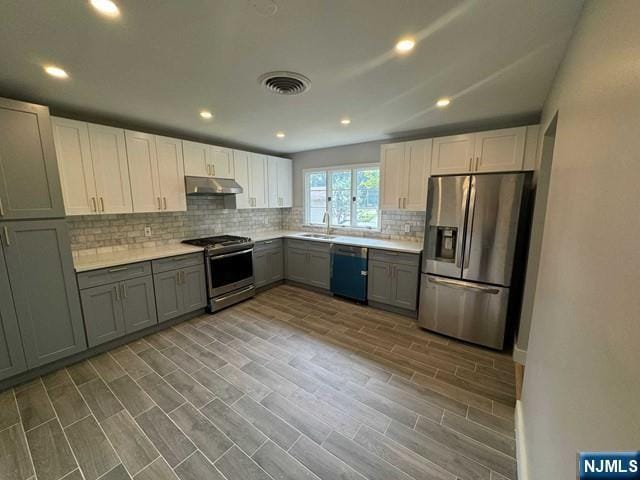 Photo - 27-14 Berdan Ave