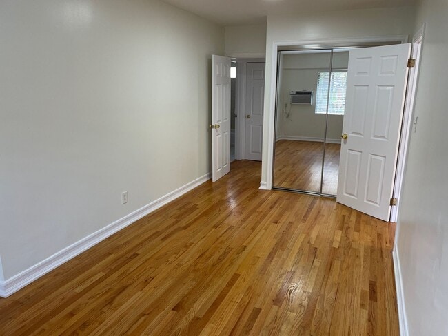 Photo - 1445 Echo Park Ave Unidad 1447 1/2 Echo Park Ave