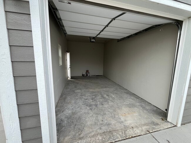 2129 W Sussex Ave Unit 100