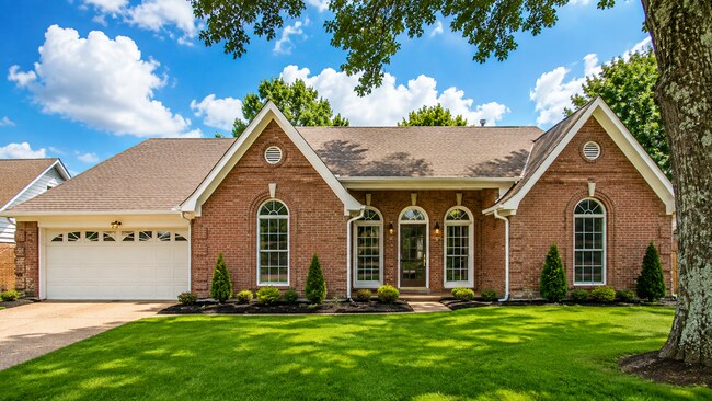 Building Photo - 5624 Annandale Dr