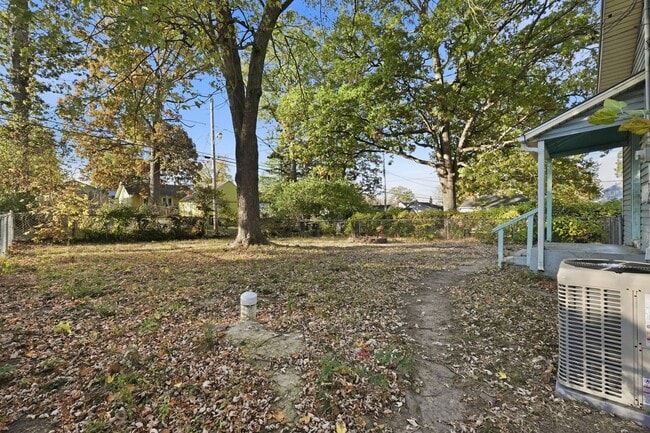 Photo - New 2 bedroom house listing!