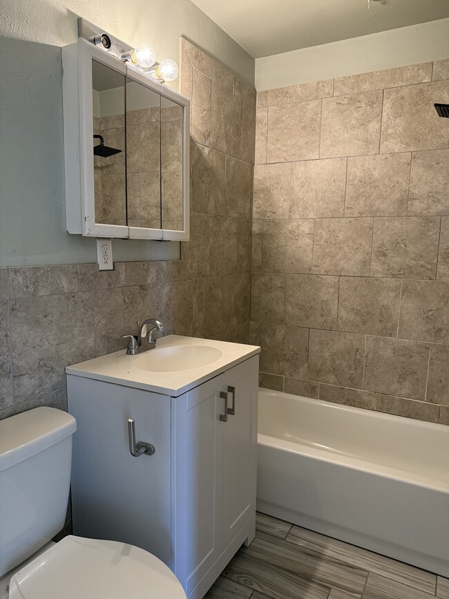 Photo - 2619 Delano Ave