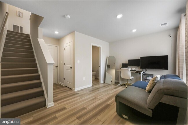 Photo - 51 Short Br Dr