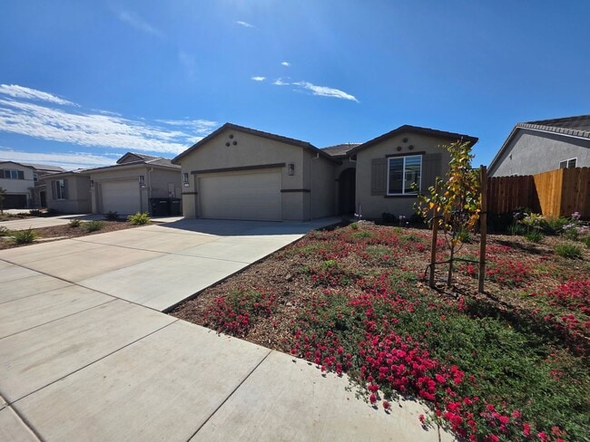 2320 Ryder Ln