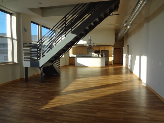 Boston Lofts Apartments For Rent In Milwaukee Wi Forrent