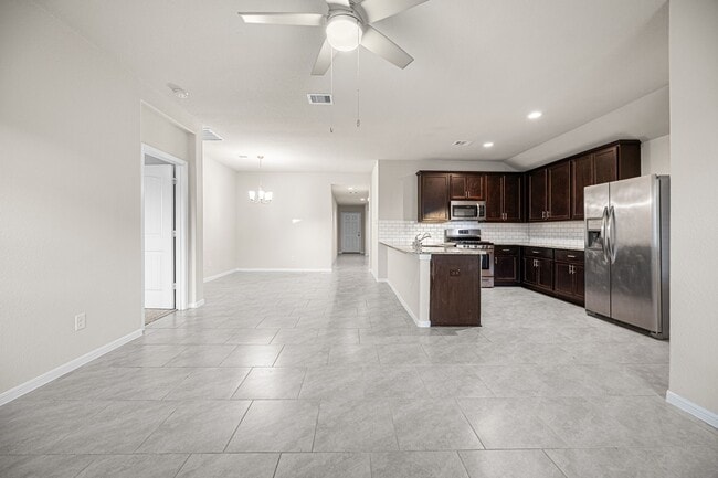 Photo - 8014 Ecru Ln