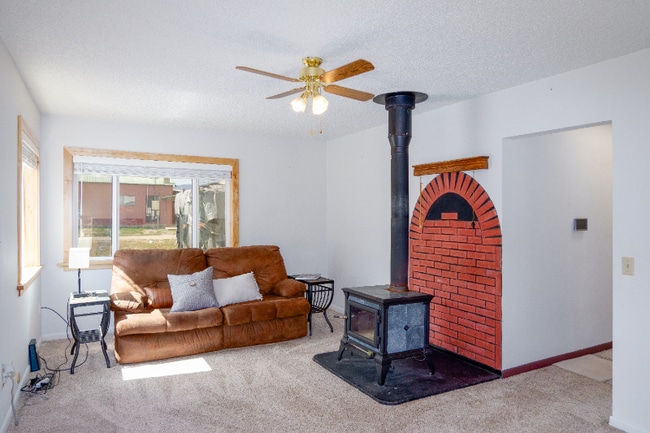 Photo - 308 Dakota Ave