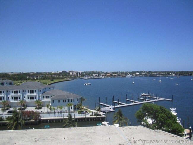 Photo - 1208 Marine Way W Unit 608