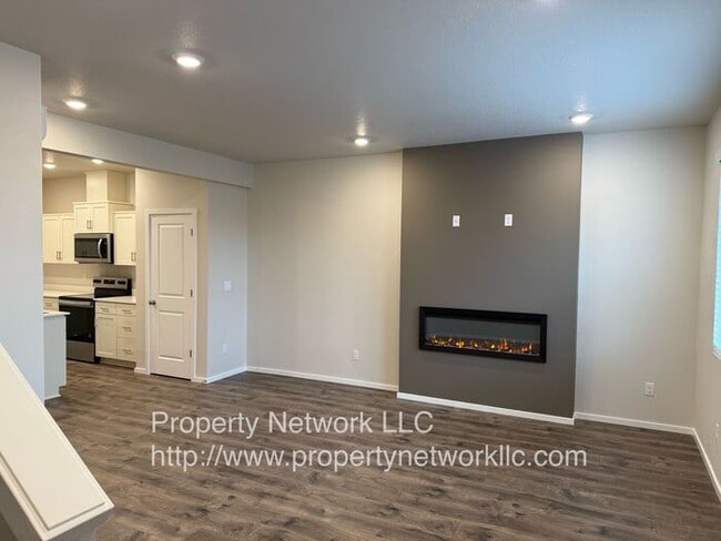 Photo - Wonderful 3 Bedroom Townhouse