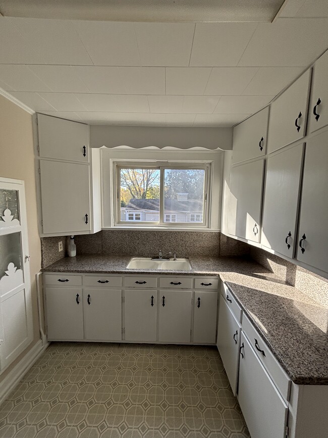 Photo - 1110 Orlando Pl