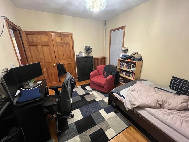 Building Photo - 37 Hancock St Unit 2