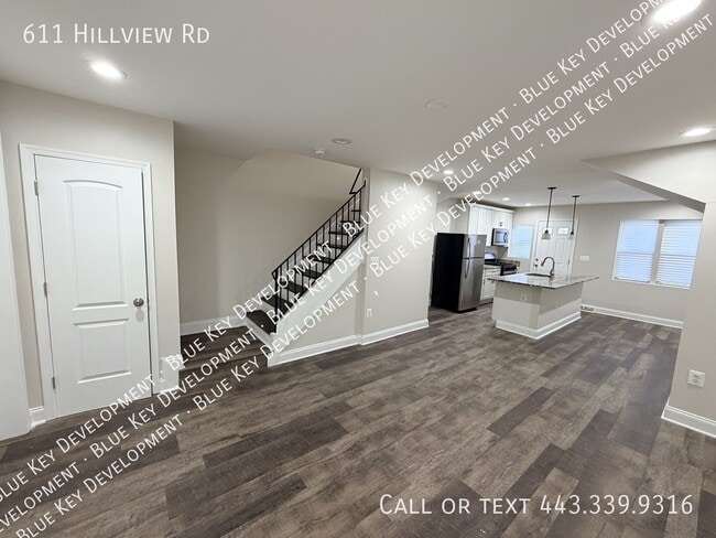 611 Hillview Rd