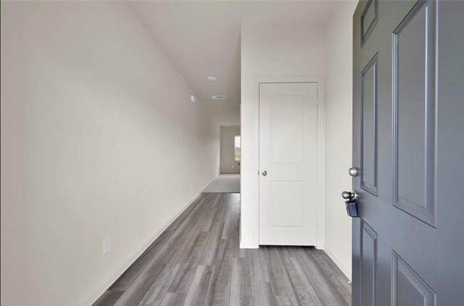 Photo - For Lease | 3 Bed, 2 Bath |1,605 Sq Ft | Chapel Run Community |