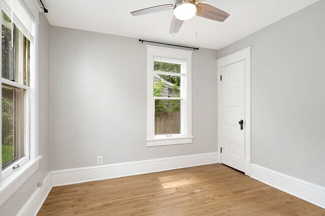 Photo - 326 S Maple St