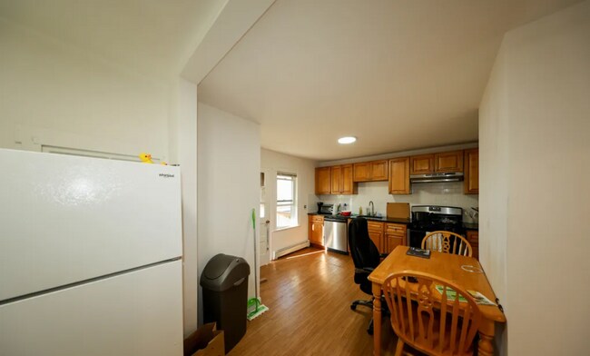 Photo - 17 Princeton St Apartment Unit 3