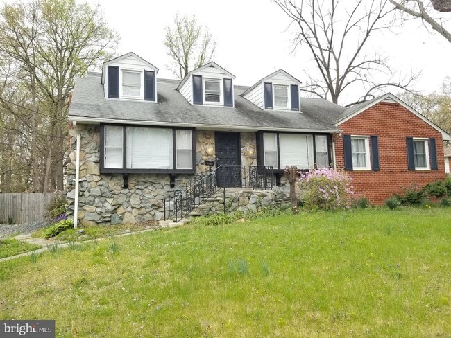 Building Photo - 9312 Ogden Pl Rental