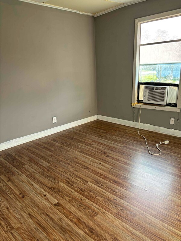 Photo - 1090 Tigger Loop