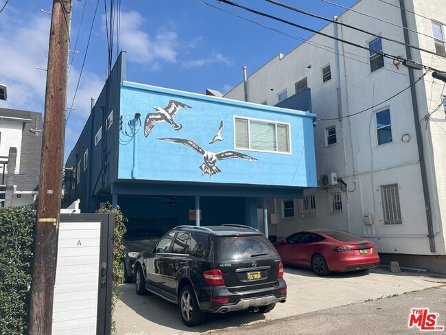 36 Brooks Ave Unit D