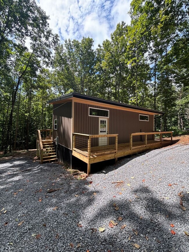 Building Photo - Brand New Tiny Home in Central Rutledge - ...