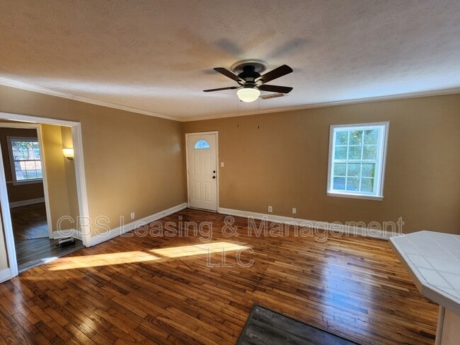 Photo - 3527 Norris Cir