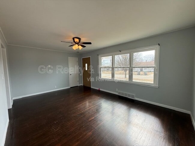 Photo - 114 Martin Ave