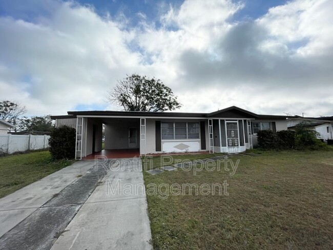 Building Photo - 335 Beachwood Rd Rental
