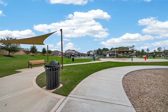 Photo - 40438 Red Poppy Ln