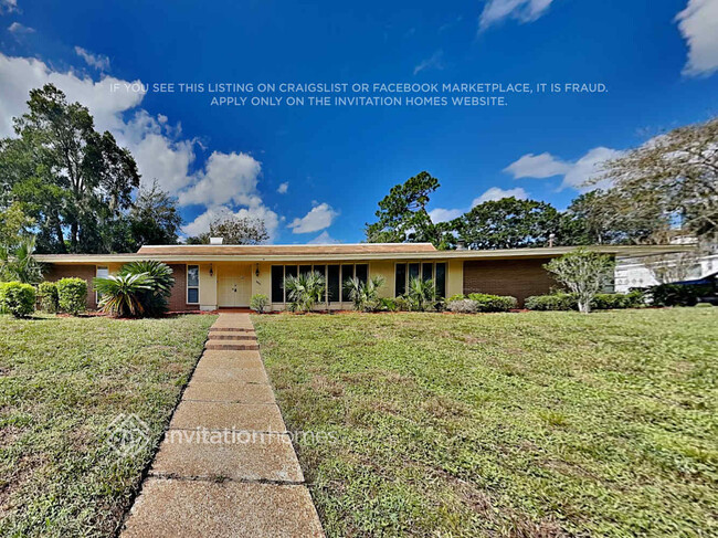 Building Photo - 8652 Villa San Jose Dr E Rental