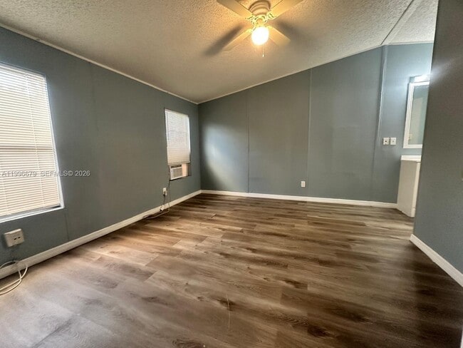 Photo - 11863 Atlantic Cir