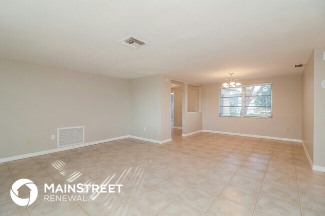 Photo - 3648 Blackhawk Dr