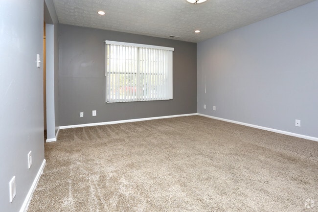 3BR, 1.5BA - 1,500 SF - Living Room