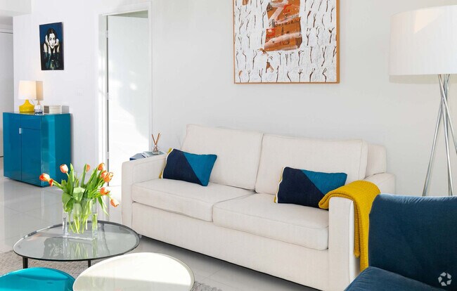 Building Photo - 485 Brickell Ave Unit ID1240470P Rental