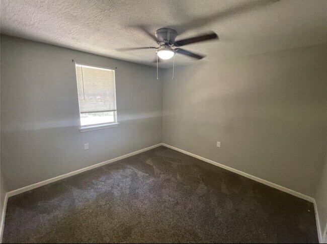 Photo - 4302 Trent Rd