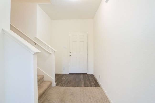 Photo - 4 bedroom available now