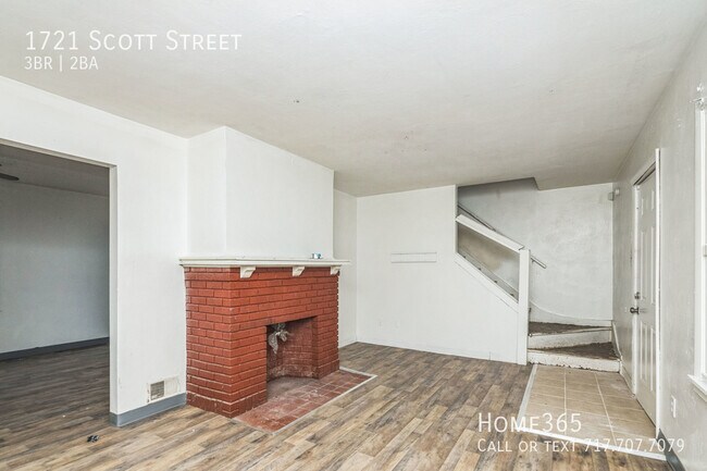 Photo - 1721 Scott St