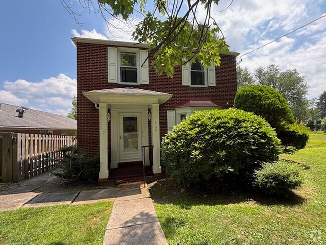 Building Photo - One Cap, LLC-509 Wayne Street Unit One Cap, LLC-509 Wayne Street, Apt. #1
