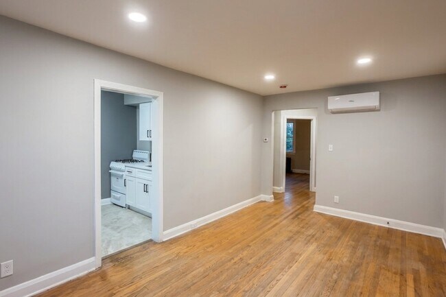 Photo - 6121 Chinquapin Pkwy Unit 1