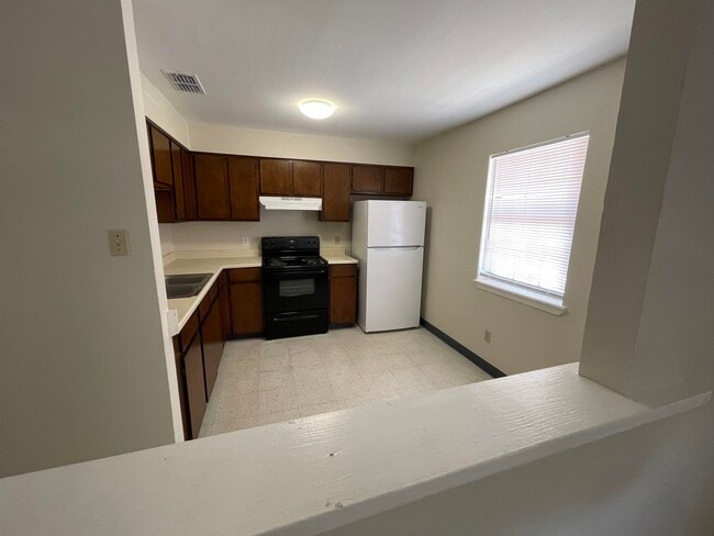 Photo - 3801 Salinas Ave Unidad 9