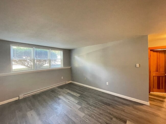 Photo - 177 Loudon Rd Unit 103