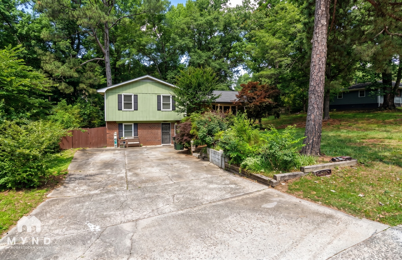 Photo - 2559 Park Dr