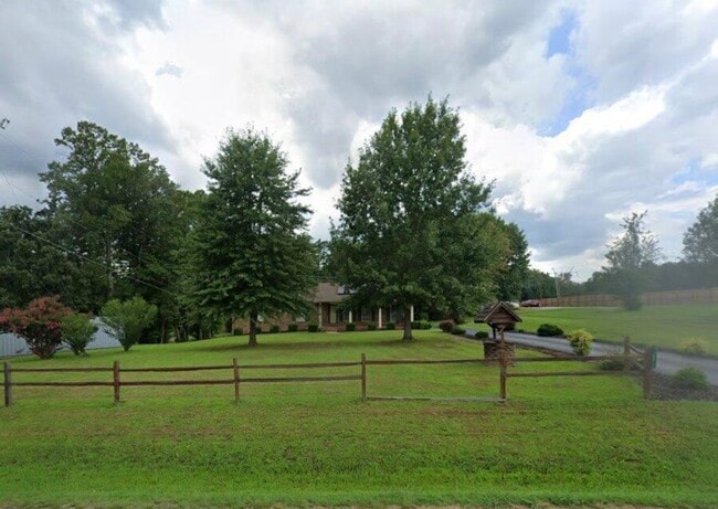 Photo - 881 Little Creek Rd