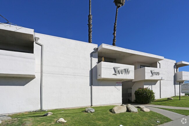 Photo - The South Seas