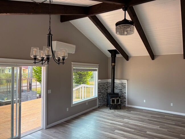 Photo - 737 Wood Duck Ave SE
