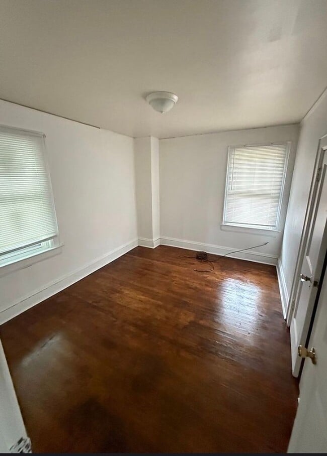 Photo - 1234 Frame St