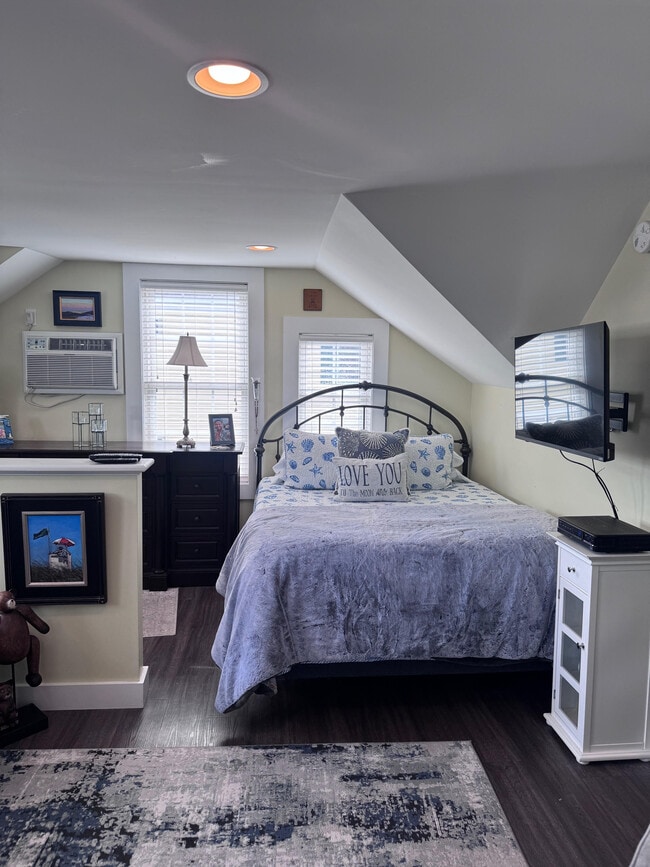 Building Photo - 658 Main St Unit 655 Main street ogunquit